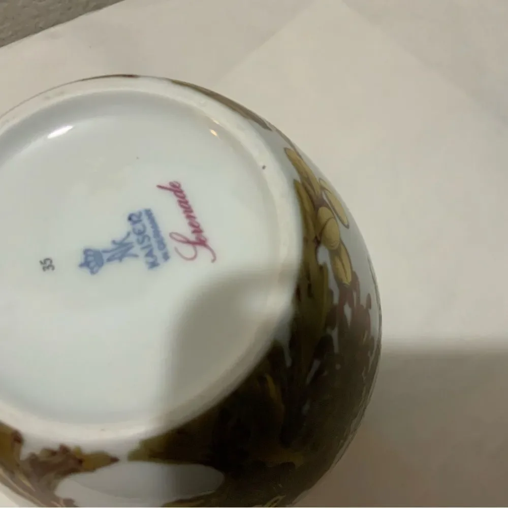AK Kaiser White Gold Porcelain Serenade Vase from Ak Emperor, W. Germany, 1970s